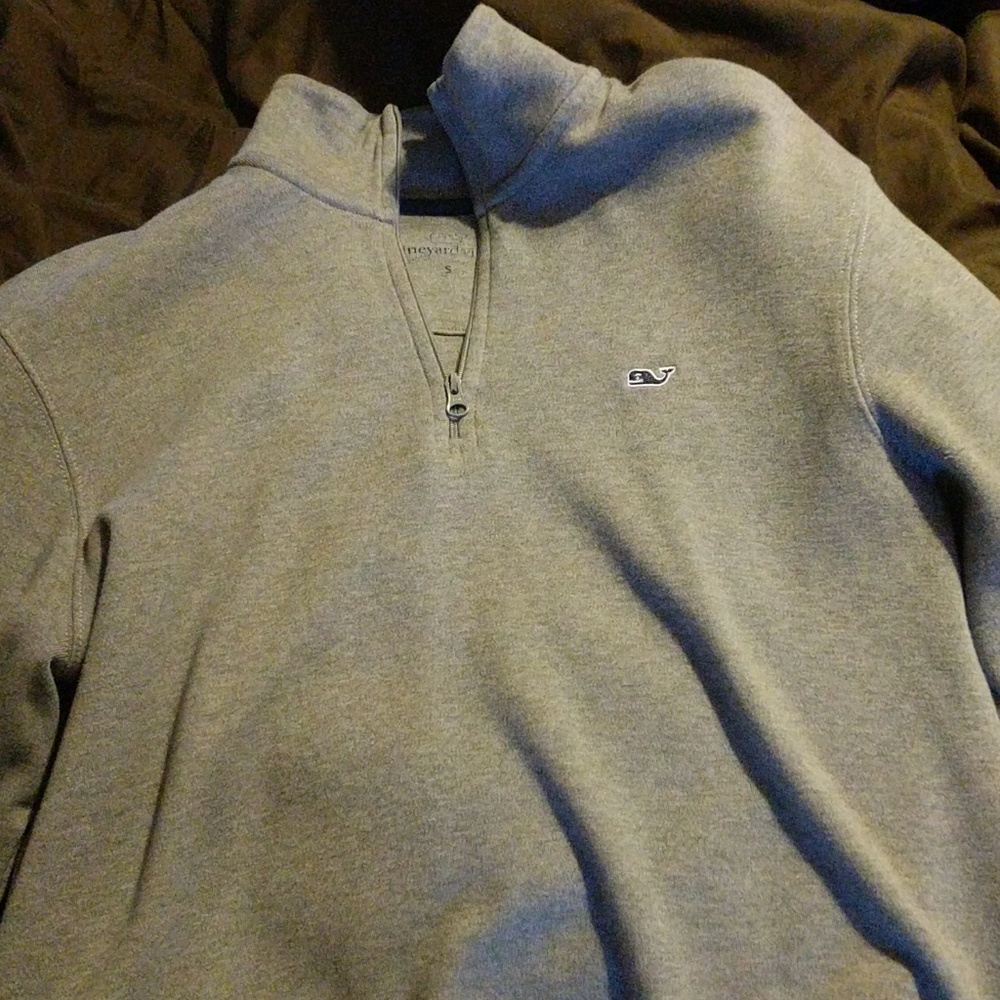 Vineyard Vines pullover